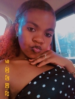 Profil de Marinah, une femme célibataire de 24 ans à Antsiranantsara