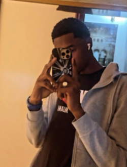 Profil de Momo, un homme célibataire de 28 ans à Dakar