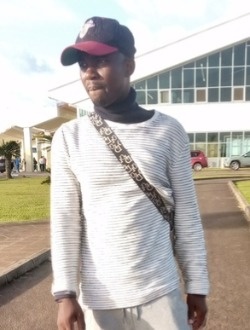 Profil de Romaric, un homme célibataire de 27 ans à Aboué