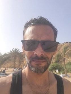 Profil de Jul, un homme célibataire de 42 ans à Casablanca