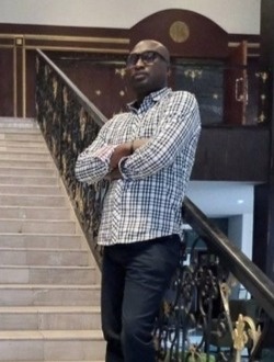 Profil de Kisantu, un homme célibataire de 55 ans à Brazzaville