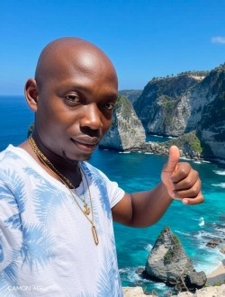 Profil de Edi Guillaume, un homme célibataire de 36 ans à Agnéby