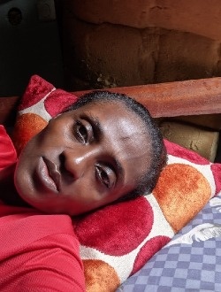 Profil de Florence, une femme célibataire de 42 ans à Douala