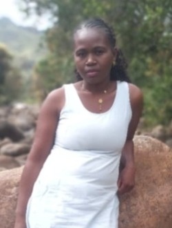 Profil de Perline, une femme célibataire de 33 ans à Andapahely