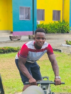 Profil de Christian, un homme célibataire de 27 ans à Douala