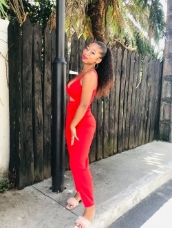 Profil de Gabriella, une femme célibataire de 25 ans à Toamasina