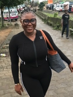 Profil de Ameda, une femme célibataire de 22 ans à Douala