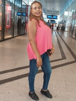 Profil de Divine, une femme célibataire de 39 ans à Mulhouse