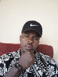 Profil de Aloïs, un homme célibataire de 34 ans à Abou