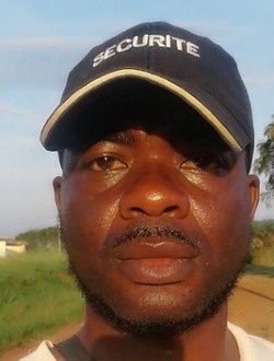 Profil de Wilfried, un homme célibataire de 45 ans à Booué