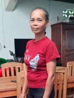 Profil de Dely, une femme célibataire de 55 ans à Aharana
