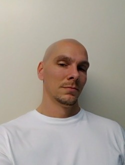 Profil de Jeremy, un homme célibataire de 41 ans à Marche-En-Famenne