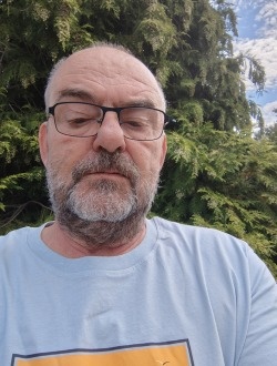 Profil de Bernard, un homme célibataire de 66 ans à Ouffet