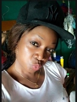 Profil de Germaine, une femme célibataire de 37 ans à Douala