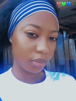 Profil de Aicha, une femme célibataire de 22 ans à Petit Abidjan-Youkou