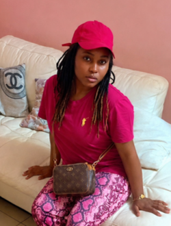 Profil de Audrey, une femme célibataire de 28 ans à Douala