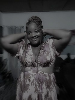 Profil de Prisca, une femme célibataire de 28 ans à Godomè