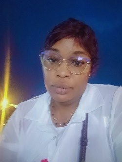 Profil de Sèyivè, une femme célibataire de 39 ans à Cocody
