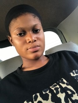 Profil de Afia, une femme célibataire de 33 ans à Takwa