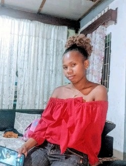 Profil de Francia, une femme célibataire de 24 ans à Mananara