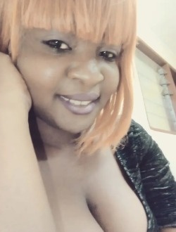 Profil de Andy, une femme célibataire de 33 ans à Libreville