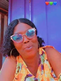 Profil de Fafa, une femme célibataire de 44 ans à Lomé