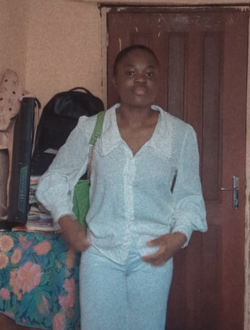 Profil de Steviane, une femme célibataire de 18 ans à Yaoundé