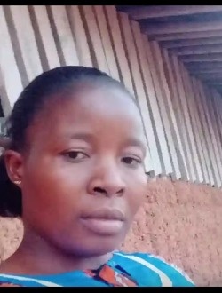 Profil de Fidèle, une femme célibataire de 37 ans à Bloléquin