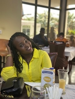 Profil de Blandine, une femme célibataire de 34 ans à Bukavu