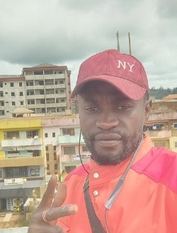 Profil de Herman, un homme célibataire de 31 ans à Bafoussam