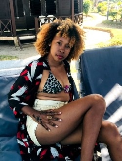 Profil de Vania, une femme célibataire de 28 ans à Toamasina
