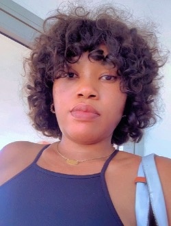 Profil de Vicky, une femme célibataire de 29 ans à Yaoundé