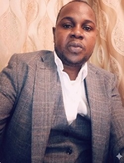 Profil de Rolls, un homme célibataire de 35 ans à Kinsa
