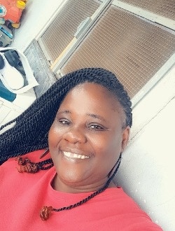 Profil de Donatienne, une femme célibataire de 47 ans à Abidjan