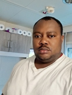 Profil de Arsène Georges, un homme célibataire de 38 ans à Pointe-Noire