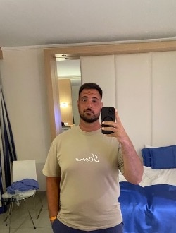 Profil de Julien, un homme célibataire de 35 ans à Namur