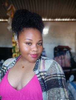 Profil de Sandra, une femme célibataire de 24 ans à Toamasina