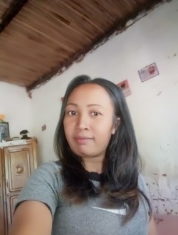 Profil de Mirana, une femme célibataire de 32 ans à Ambatondrazaka