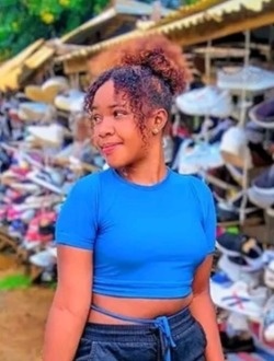 Profil de Ortancia, une femme célibataire de 25 ans à Antalaha