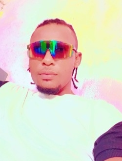Profil de Eric, un homme célibataire de 37 ans à Abaladougou Kéniéba