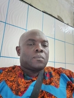 Profil de Jules Didier, un homme célibataire de 51 ans à Bafang