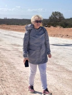 Profil de Sousou, une femme célibataire de 64 ans à 'Aïn Beïda