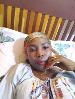 Profil de Oriole, une femme célibataire de 41 ans à Douala