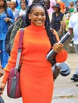 Profil de Melvys, une femme célibataire de 20 ans à Douala