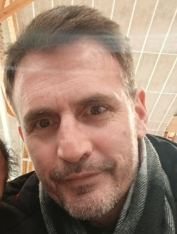 Profil de Nicolas, un homme célibataire de 45 ans à Abergement-la-Ronce