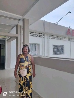Profil de Flavie, une femme célibataire de 38 ans à 67 Ha