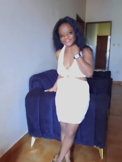 Profil de Jeanne Darc, une femme célibataire de 49 ans à Yaoundé