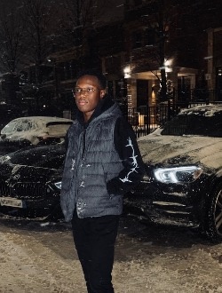 Profil de Adama Abraham, un homme célibataire de 26 ans à Blois