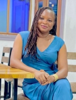 Profil de Angeline, une femme célibataire de 38 ans à Conakry