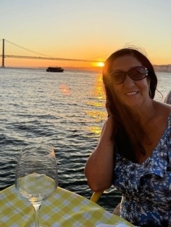 Profil de Danielle, une femme célibataire de 70 ans à Sainte-Julie
